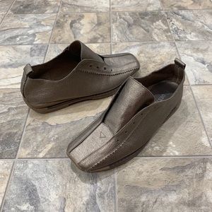 VINTAGE DESTINY Fashion Sneakers